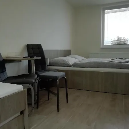 招待所 Lada 德丁基